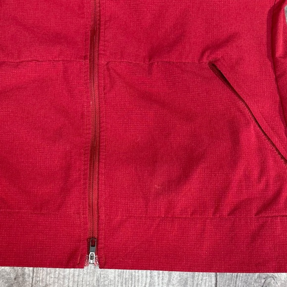 Lululemon Airing Easy Jacket in Oxblood [BB105] - Picture 7 of 11